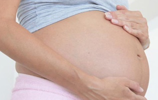 [Translate to portugese:] pregnancy and birth